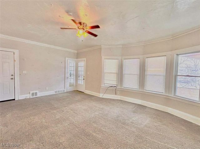 3677 E 153rd Street UP, Cleveland, OH 44120