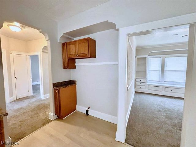 3677 E 153rd Street UP, Cleveland, OH 44120