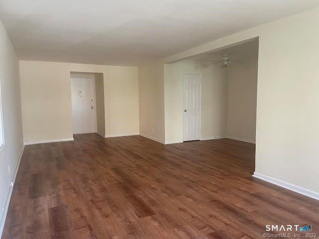 39 Glenbrook Road 2R, Stamford, CT 06902
