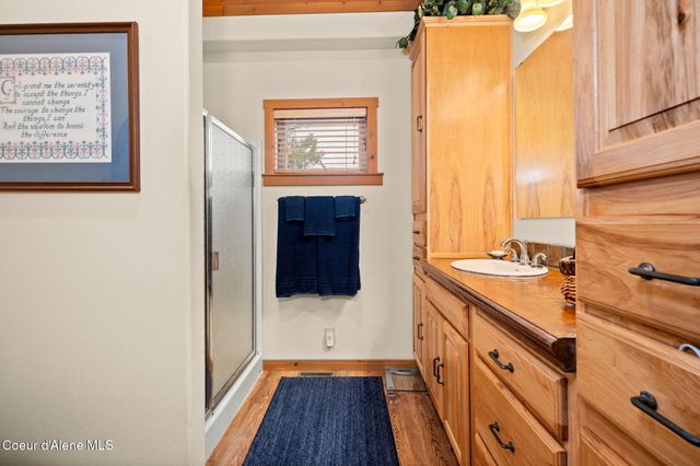 2094 E Driftwood Heights DR, Harrison, ID 83833
