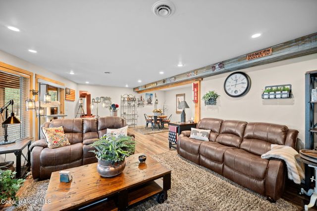 2094 E Driftwood Heights DR, Harrison, ID 83833