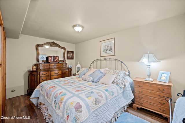 2094 E Driftwood Heights DR, Harrison, ID 83833