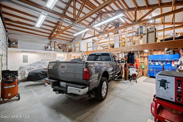 2094 E Driftwood Heights DR, Harrison, ID 83833
