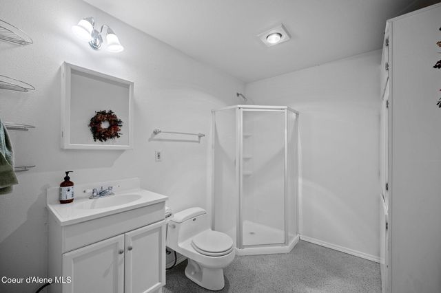 2094 E Driftwood Heights DR, Harrison, ID 83833
