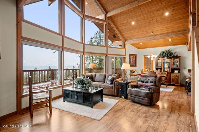 2094 E Driftwood Heights DR, Harrison, ID 83833