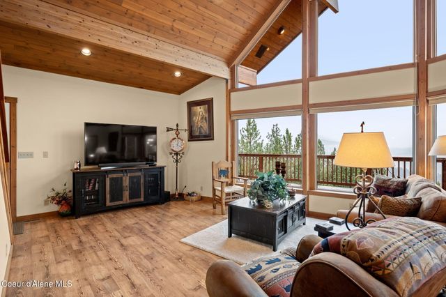 2094 E Driftwood Heights DR, Harrison, ID 83833