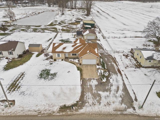 68426 CR 23, New Paris, IN 46553