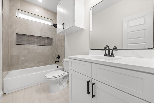 1505 Up The Grove Street, Greenville, TX 75401