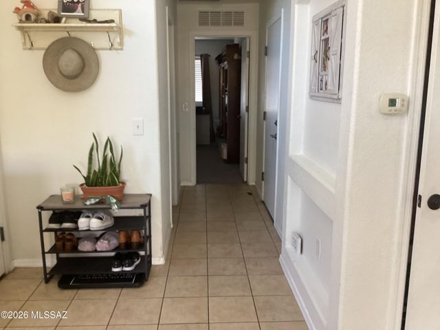 1958 E Calle Corza, Tucson, AZ 85706