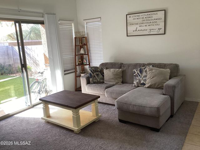 1958 E Calle Corza, Tucson, AZ 85706