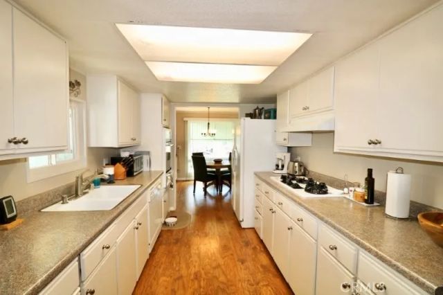 16742 Lake Knoll 187, Yorba Linda, CA 92886