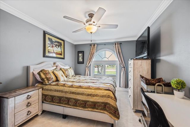 1654 Farmington Circle, Wellington, FL 33414