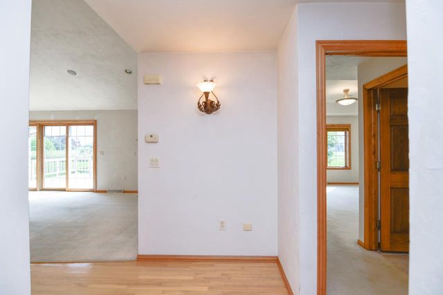 440 WOODFIELD DRIVE, Green Bay, WI 54313