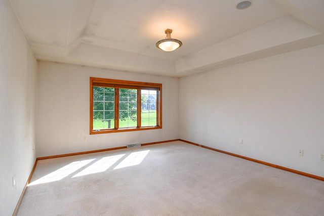 440 WOODFIELD DRIVE, Green Bay, WI 54313