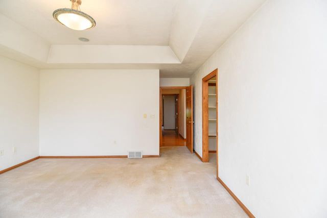 440 WOODFIELD DRIVE, Green Bay, WI 54313