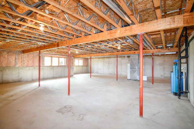 440 WOODFIELD DRIVE, Green Bay, WI 54313