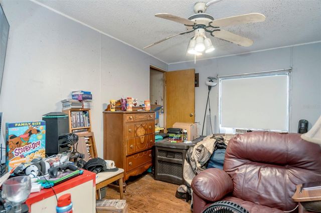 35913 VALLEYBROOK AVENUE, Zephyrhills, FL 33541