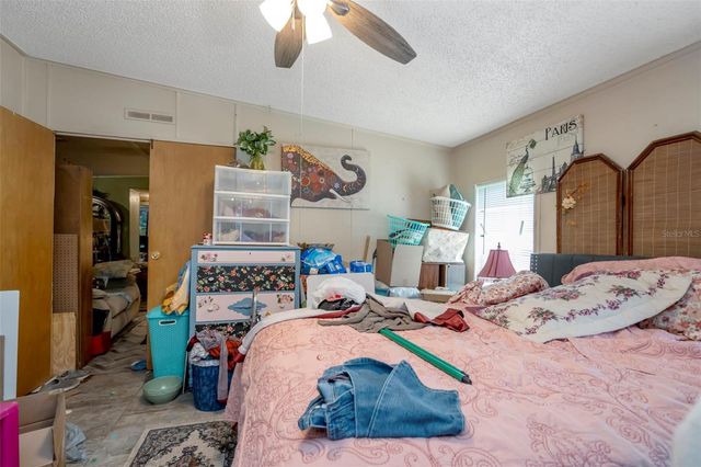 35913 VALLEYBROOK AVENUE, Zephyrhills, FL 33541