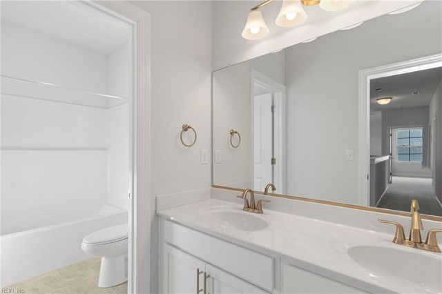 5025 Duxbury RD, Chesapeake, VA 23321