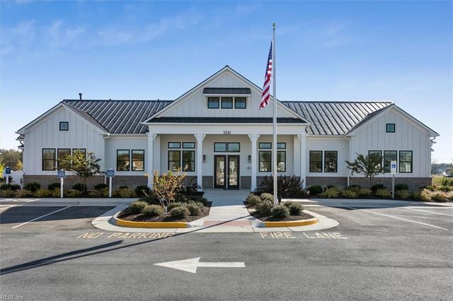 5025 Duxbury RD, Chesapeake, VA 23321