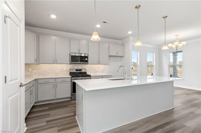 5025 Duxbury RD, Chesapeake, VA 23321