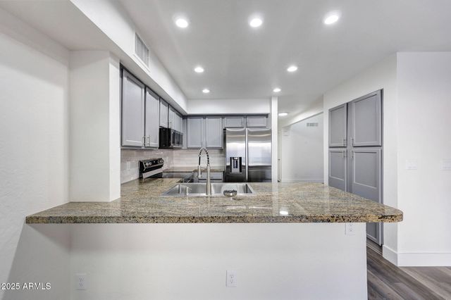 14254 N 23RD Place, Phoenix, AZ 85022