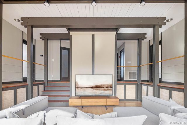 270 Sachem Hill Place, Saint James, NY 11780