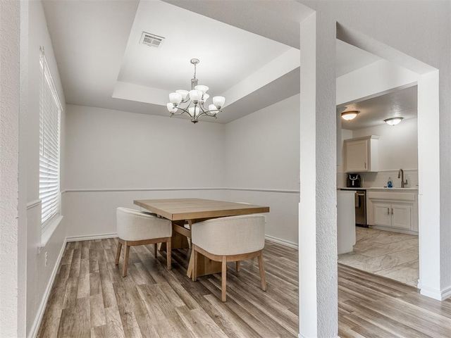 813 N Morgan Drive, Moore, OK 73160