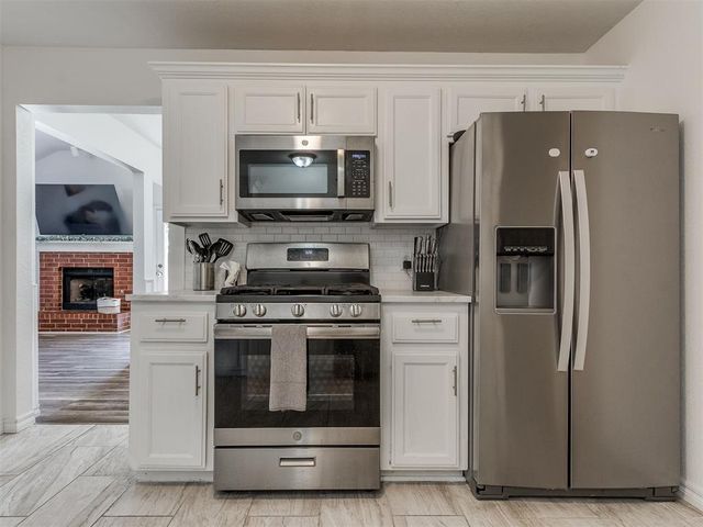 813 N Morgan Drive, Moore, OK 73160