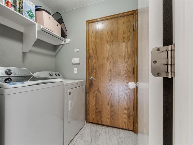 813 N Morgan Drive, Moore, OK 73160