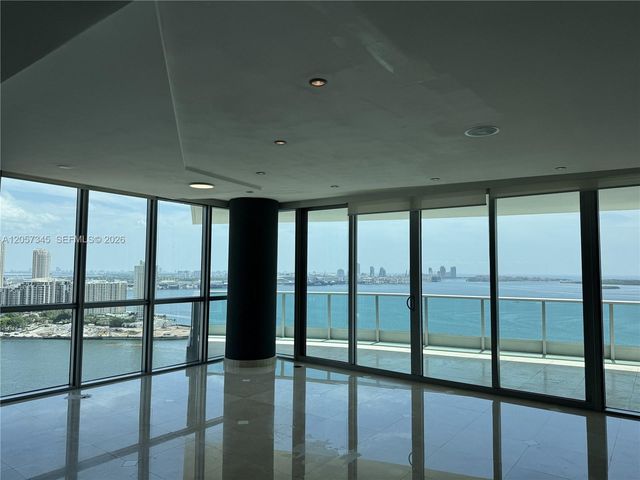 1331 Brickell Bay Dr 2801, Miami, FL 33131