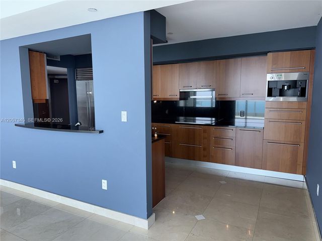 1331 Brickell Bay Dr 2801, Miami, FL 33131