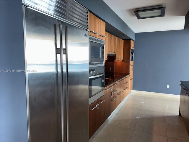 1331 Brickell Bay Dr 2801, Miami, FL 33131