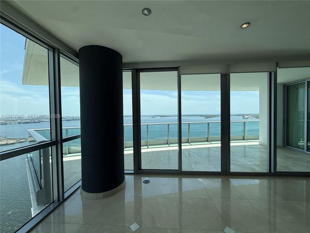 1331 Brickell Bay Dr 2801, Miami, FL 33131