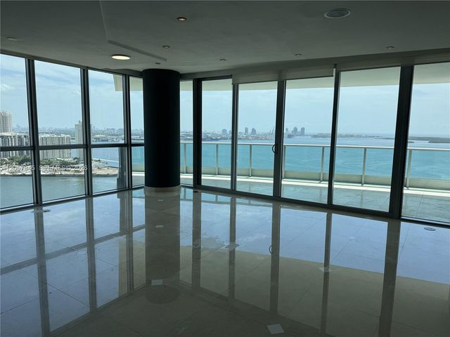 1331 Brickell Bay Dr 2801, Miami, FL 33131