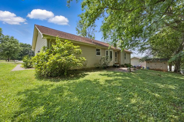 735 Jace Dr, Clarksville, TN 37040