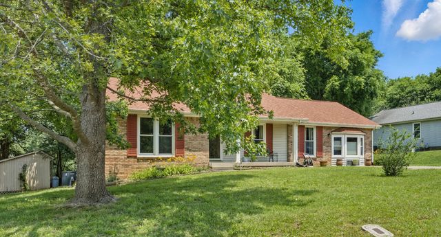 735 Jace Dr, Clarksville, TN 37040