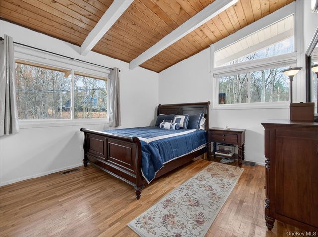 810 Haverstraw Road, Suffern, NY 10901