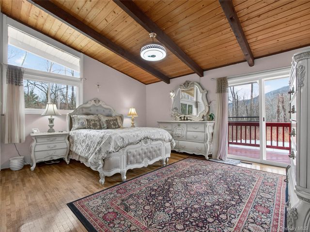 810 Haverstraw Road, Suffern, NY 10901