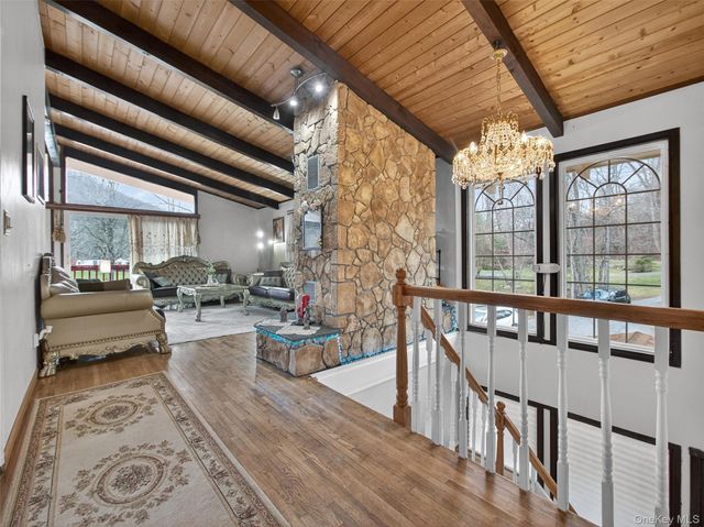 810 Haverstraw Road, Suffern, NY 10901