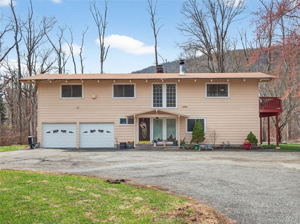 810 Haverstraw Road, Suffern, NY 10901