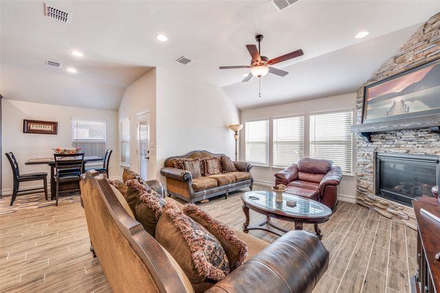 3412 Lillian Court, Celina, TX 75009