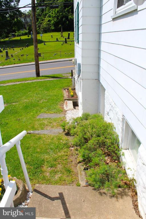 Image 20 of property listing at 514 BALTIMORE AVE, Cumberland, MD 21502