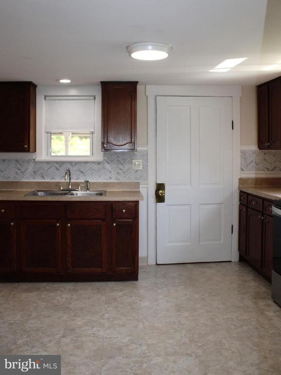 Image 44 of property listing at 514 BALTIMORE AVE, Cumberland, MD 21502