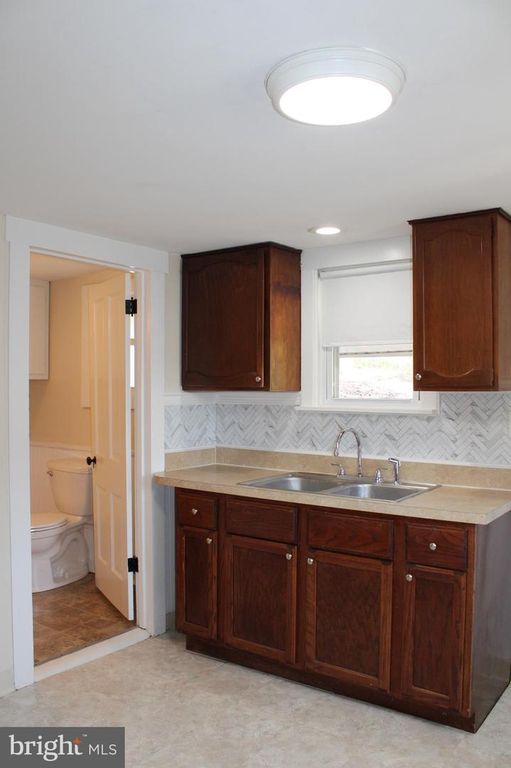Image 45 of property listing at 514 BALTIMORE AVE, Cumberland, MD 21502