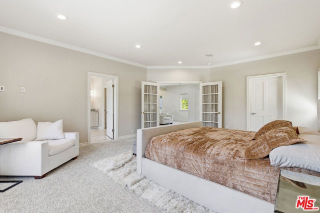 3690 Crownridge Drive, Sherman Oaks, CA 91403