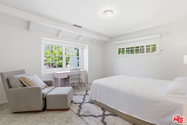3690 Crownridge Drive, Sherman Oaks, CA 91403