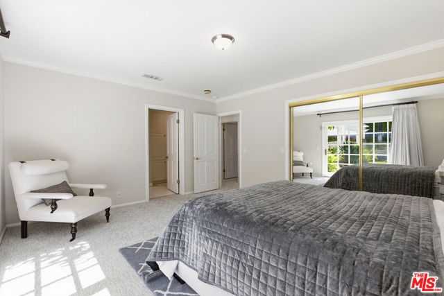 3690 Crownridge Drive, Sherman Oaks, CA 91403