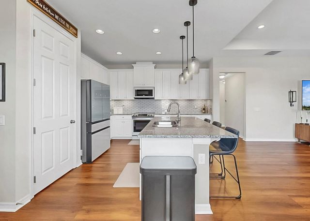 11405 CARLTON FIELDS DRIVE, Riverview, FL 33579