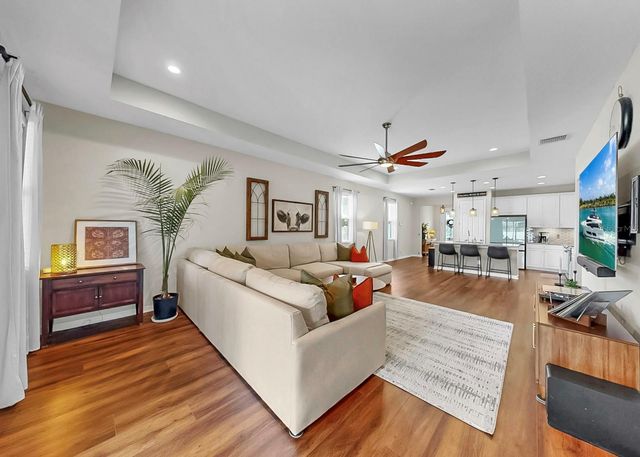 11405 CARLTON FIELDS DRIVE, Riverview, FL 33579